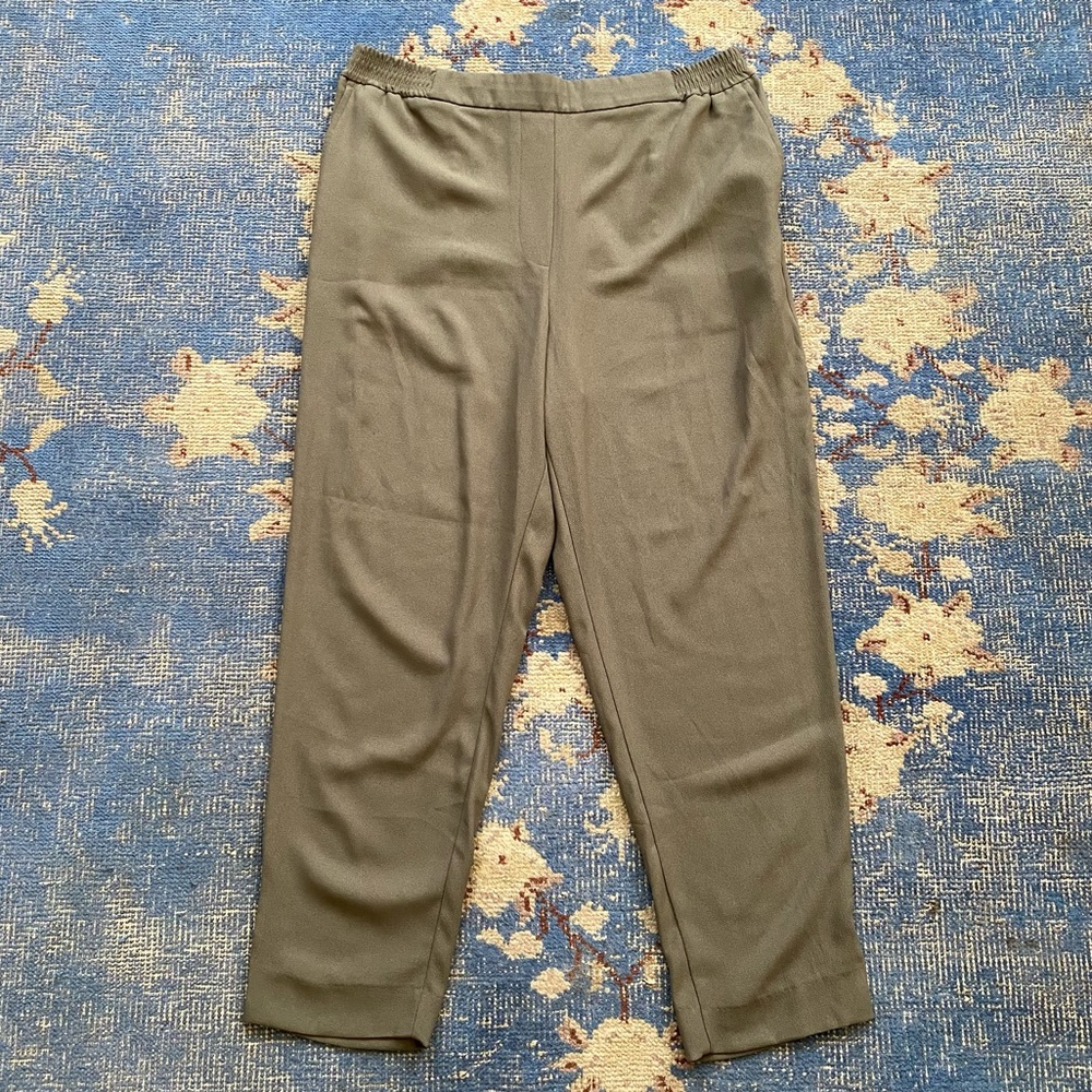 Anthropologie Essential Pull On Trouser Olive M